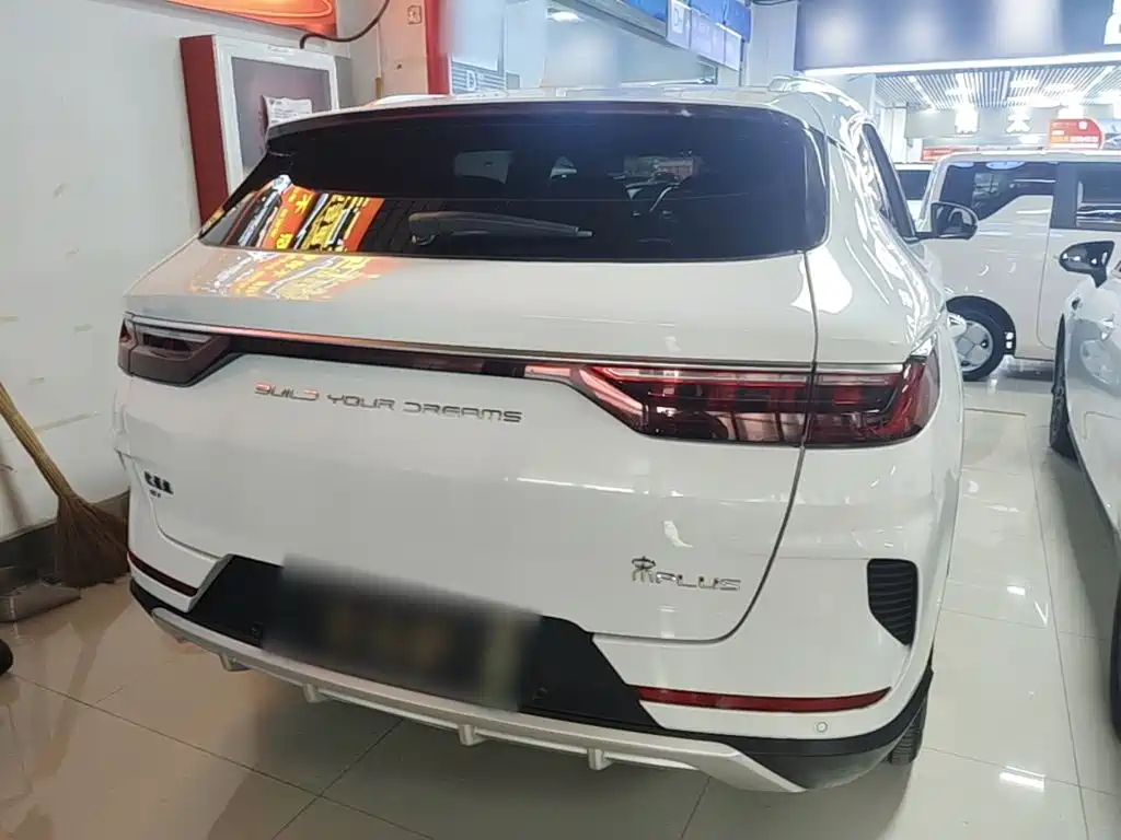 BYD PLUS New Energy — фото 5