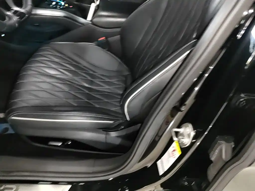 BYD Seal — фото 14
