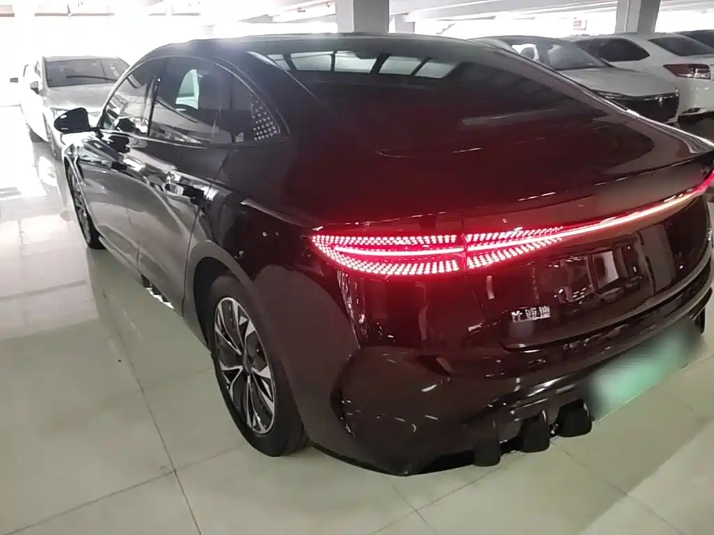 BYD Seal — фото 4