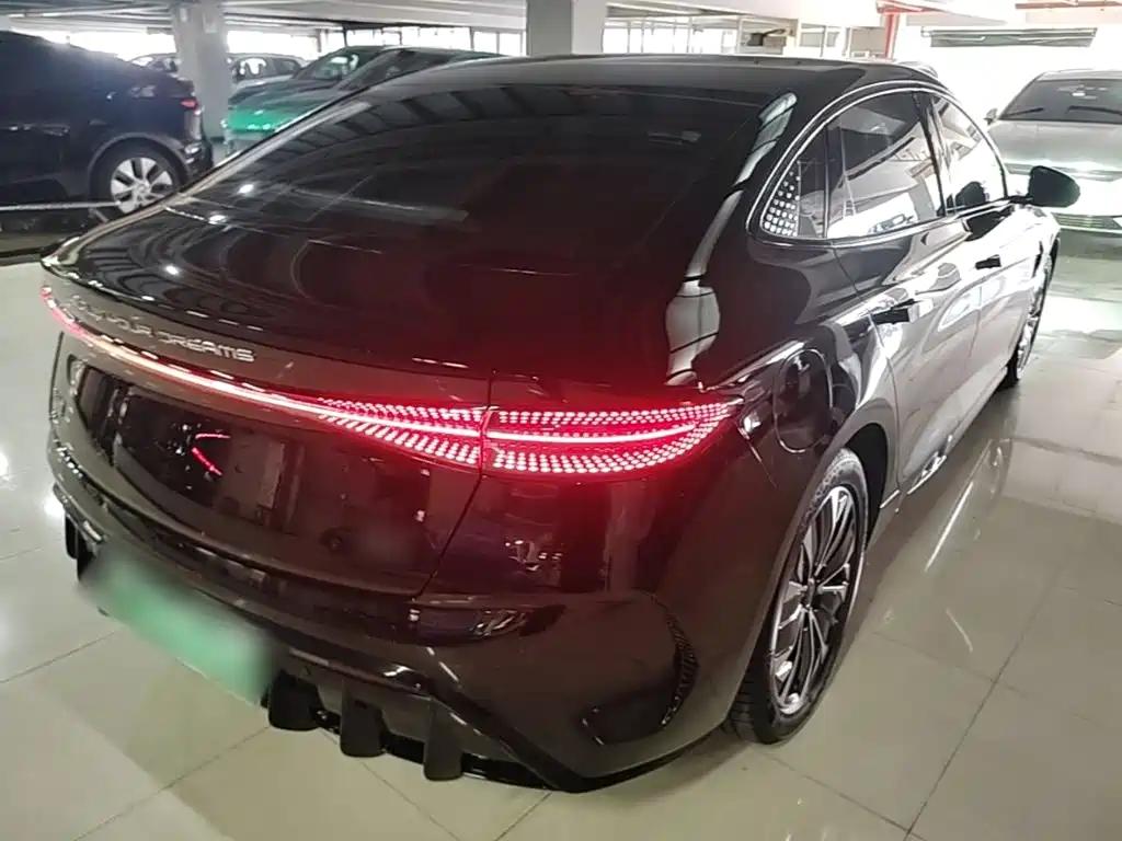 BYD Seal — фото 6