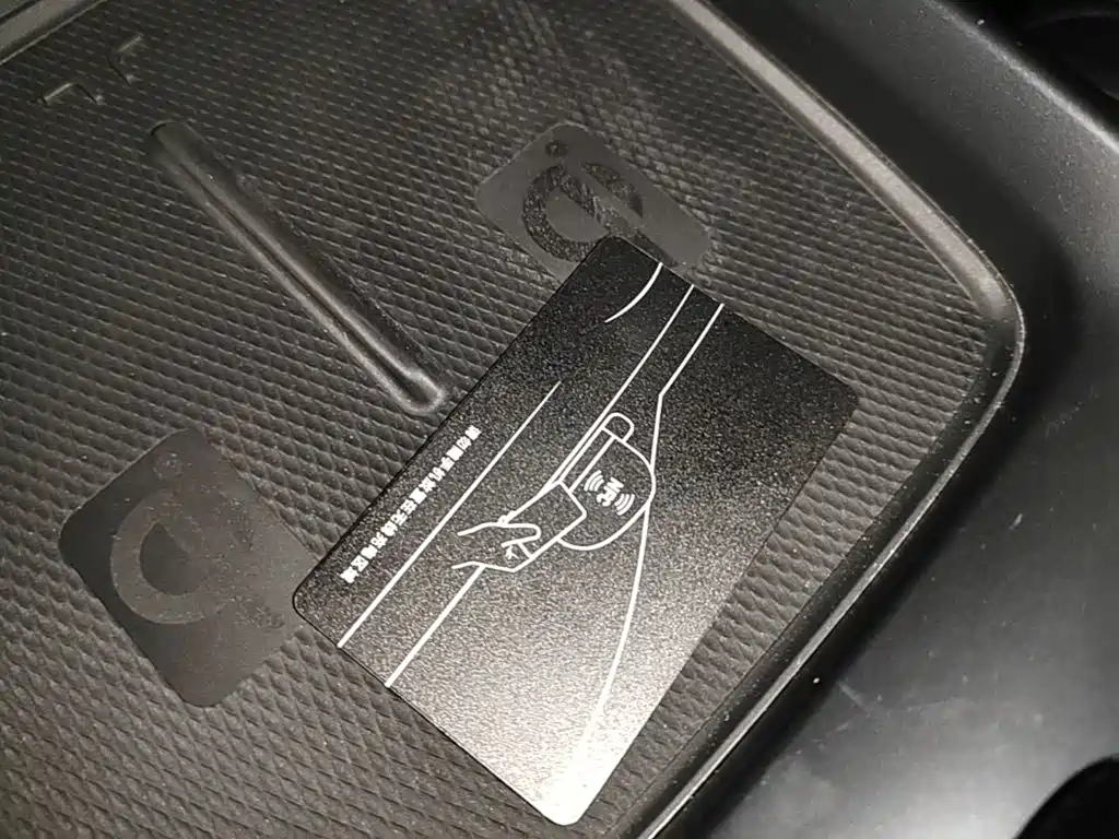 BYD Seal — фото 8