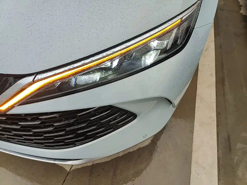 BYD Qin L — фото 23