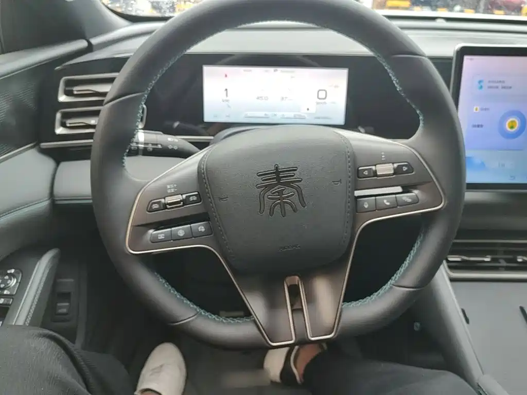 BYD Qin L — фото 10