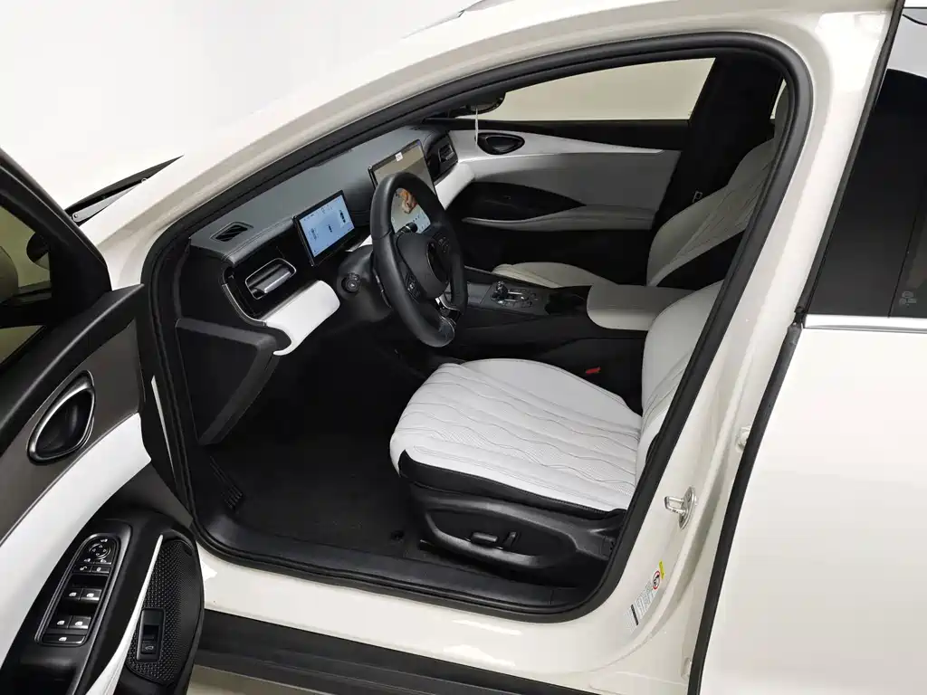 BYD Seal 06 — фото 13