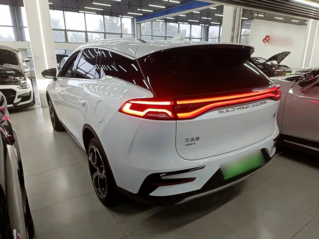 BYD Tang New Energy — фото 4