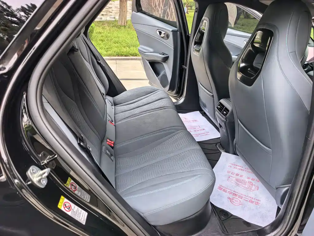 BYD Seal 06GT — фото 9
