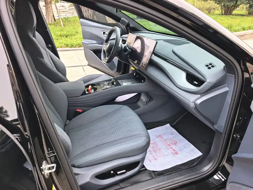 BYD Seal 06GT — фото 10