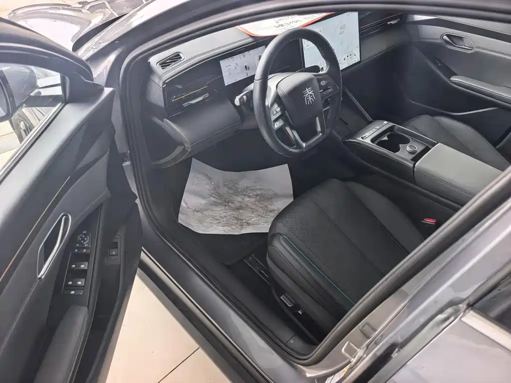 BYD Qin L — фото 4