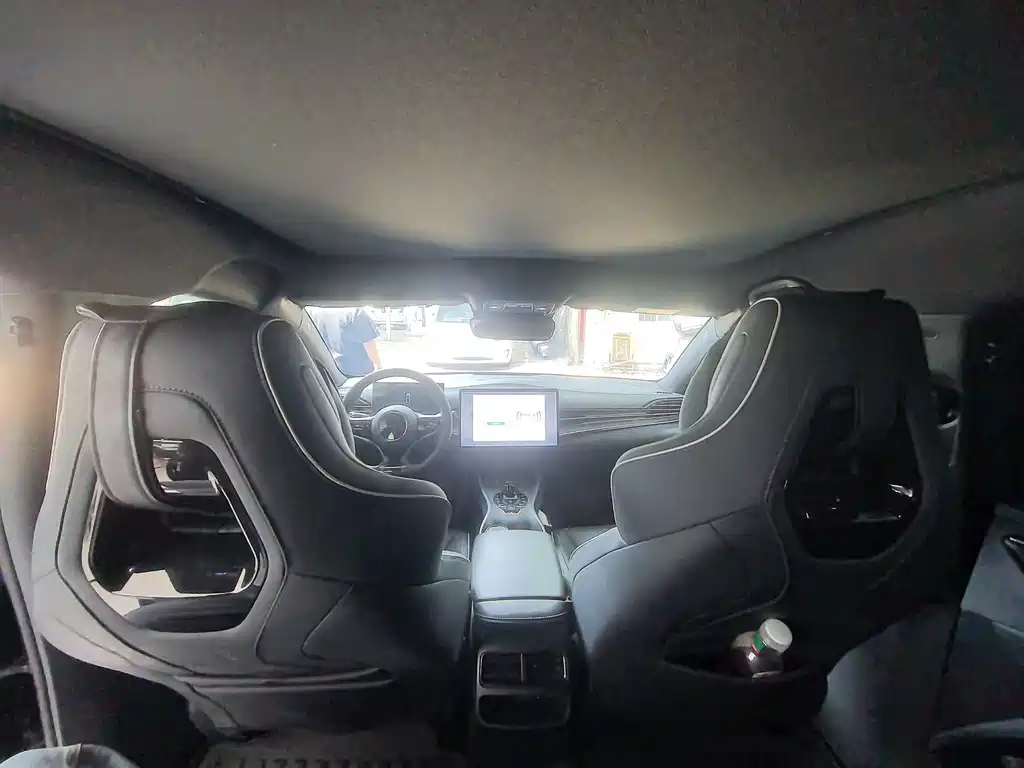 BYD Seal — фото 10