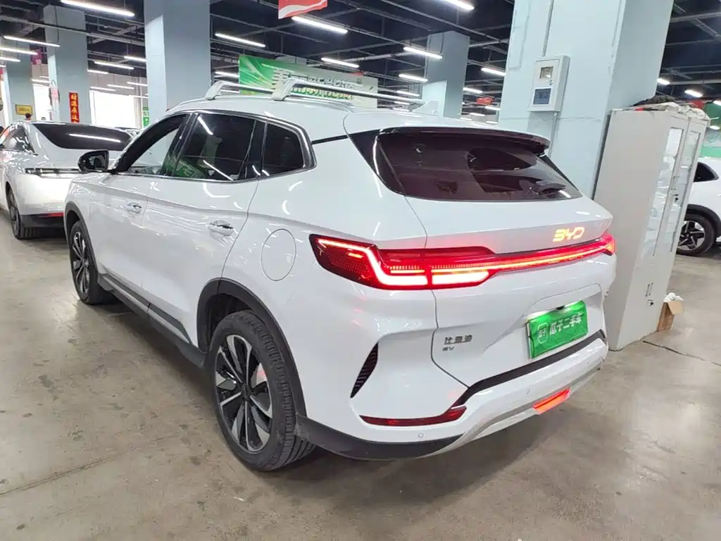 BYD PLUS New Energy — фото 4
