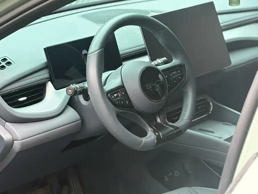BYD Seal 06GT — фото 3
