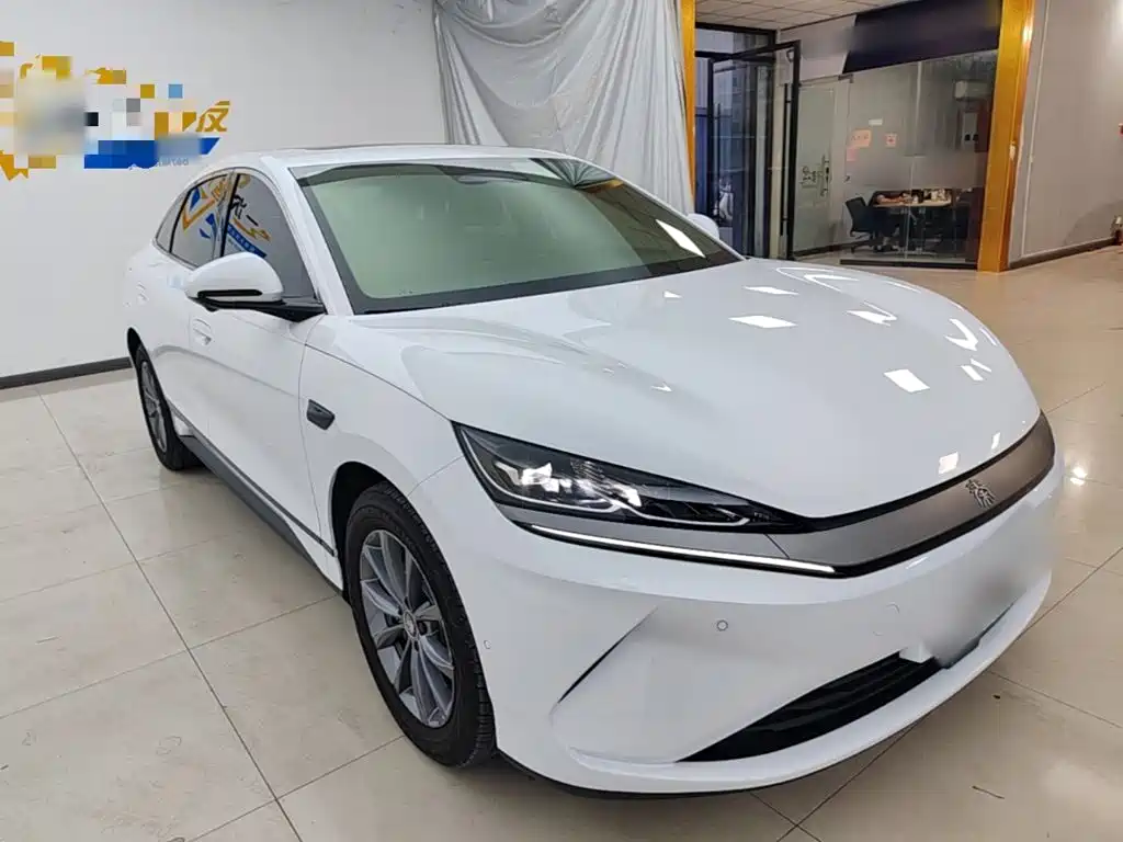 BYD Qin L — фото 3