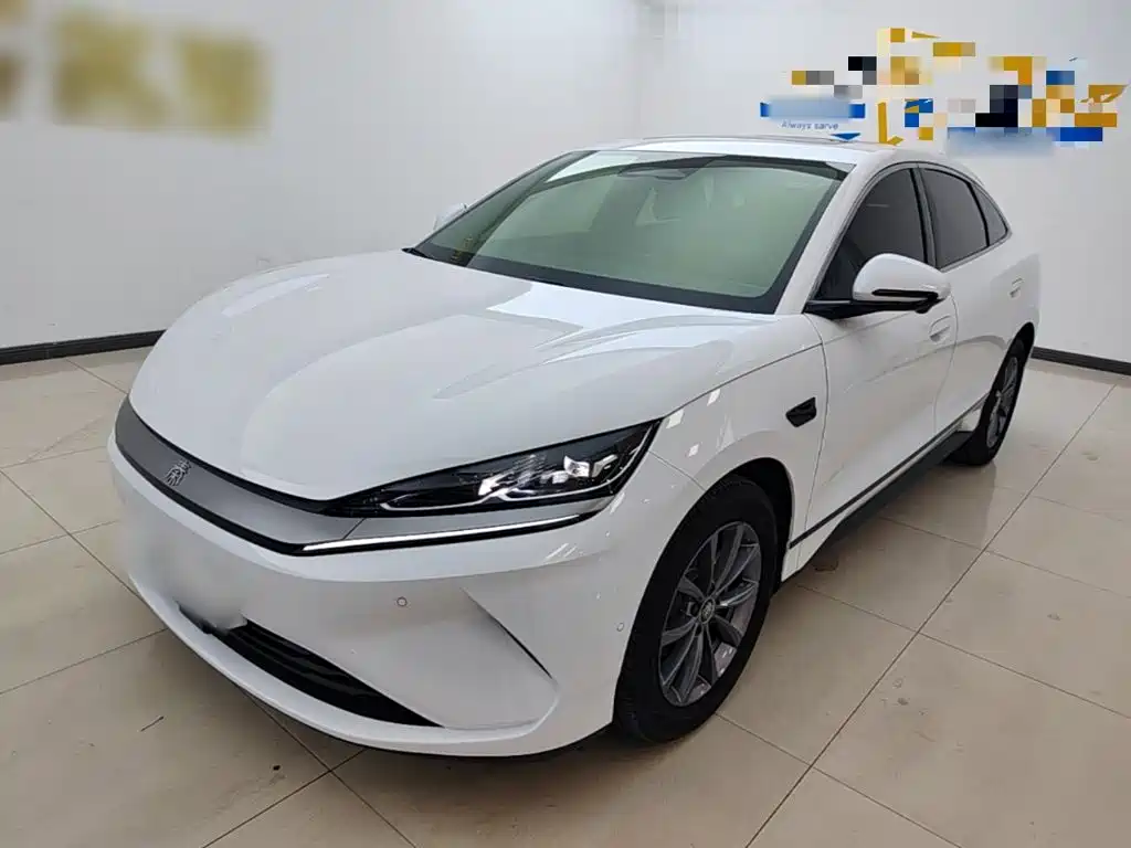 BYD Qin L — фото 1