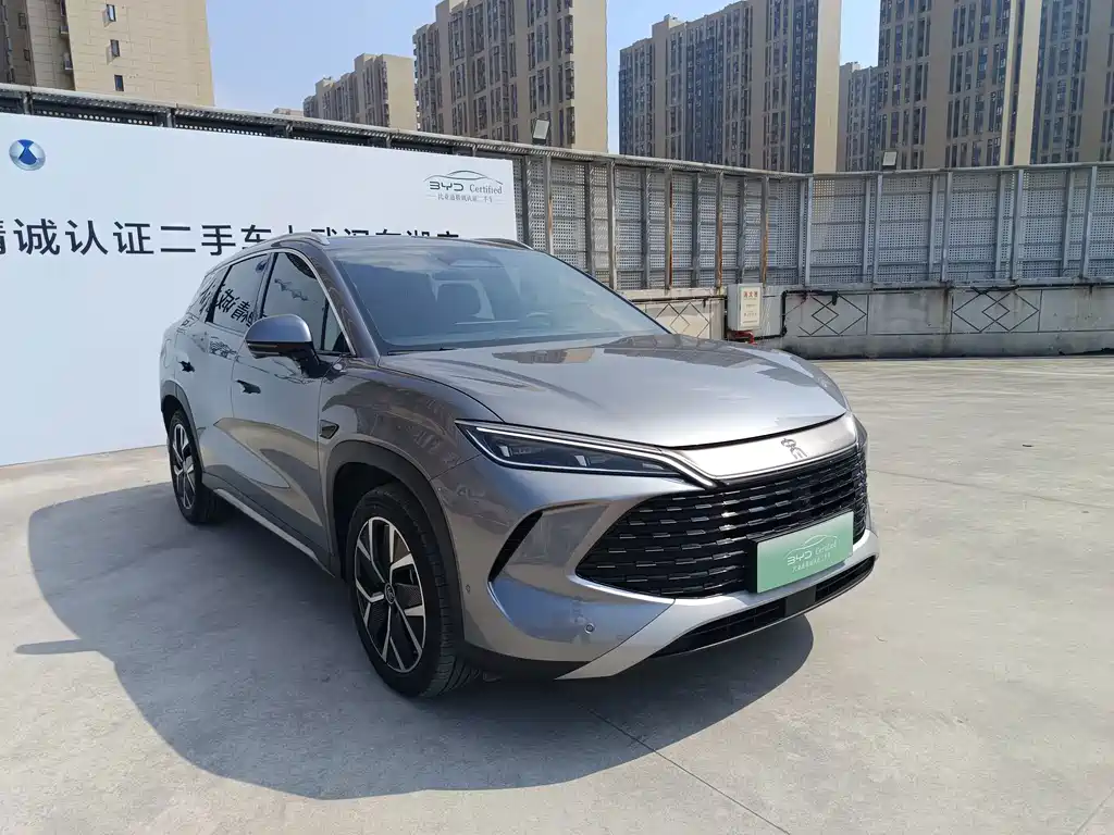 BYD L DM-i — фото 3