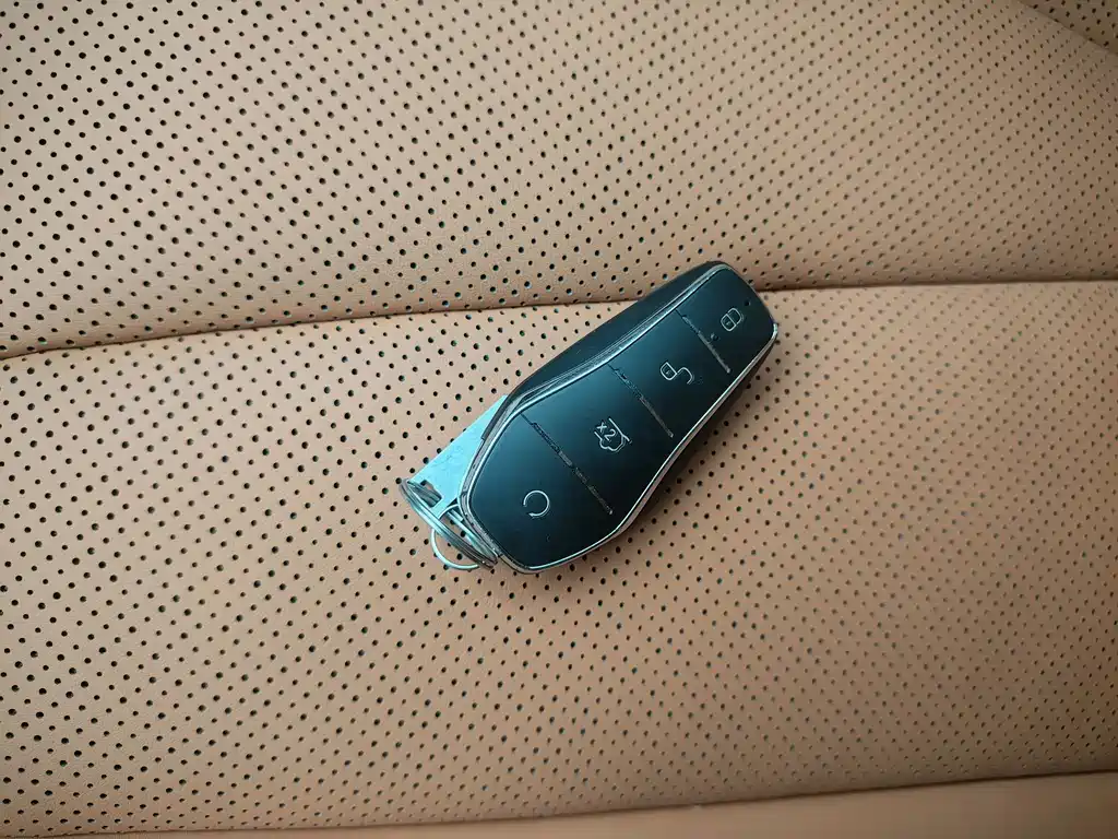 BYD Seal — фото 20