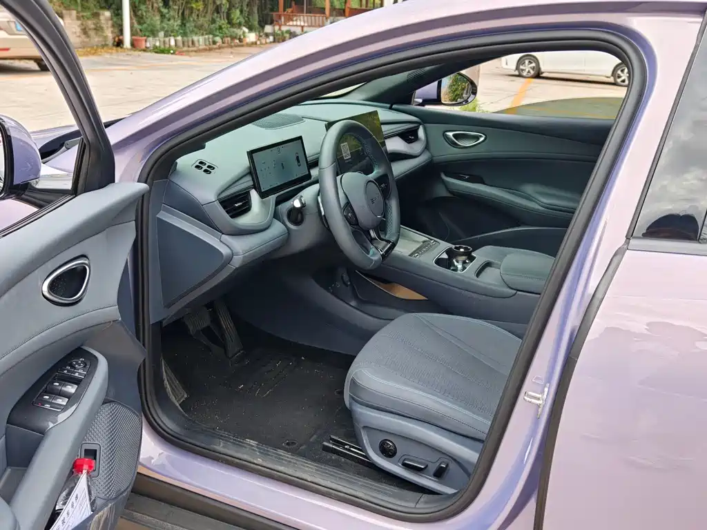 BYD Seal 06GT — фото 9
