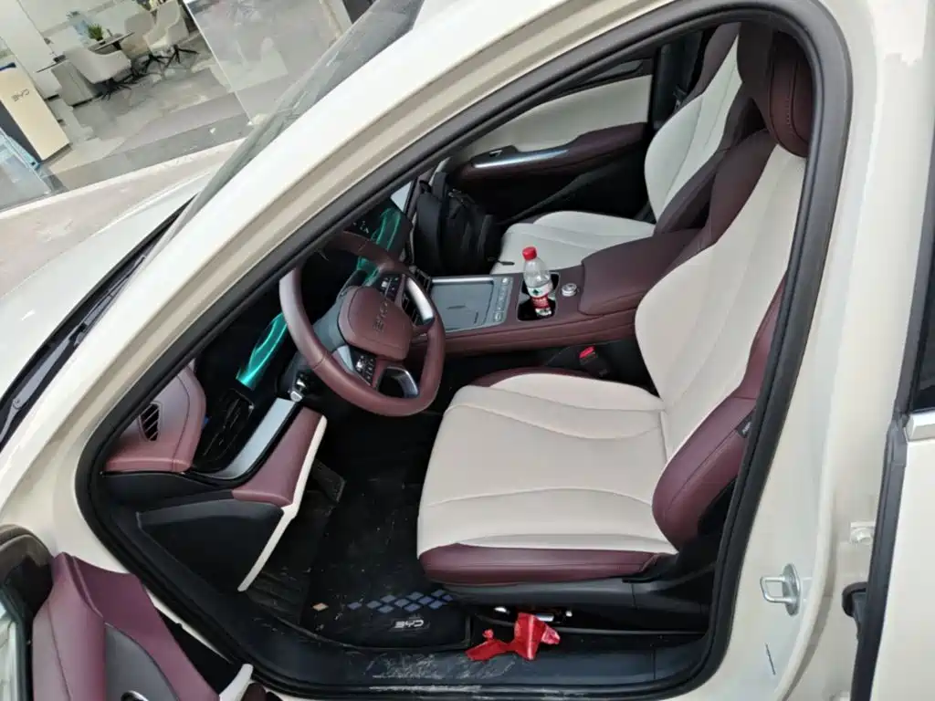 BYD Seal 07 DM-i — фото 14