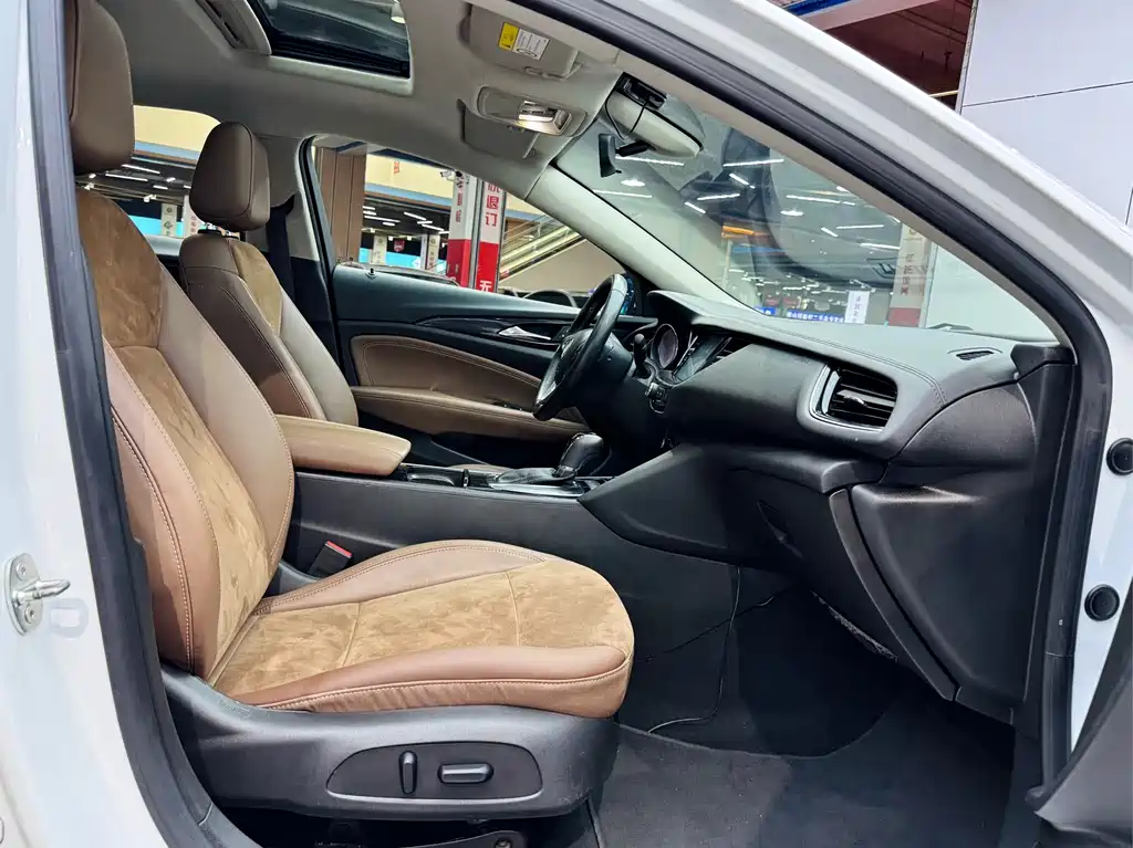 Buick Regal — фото 17