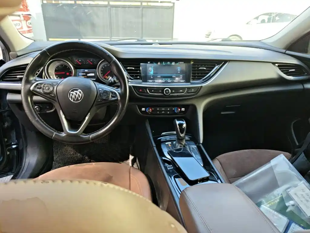 Buick Regal — фото 9