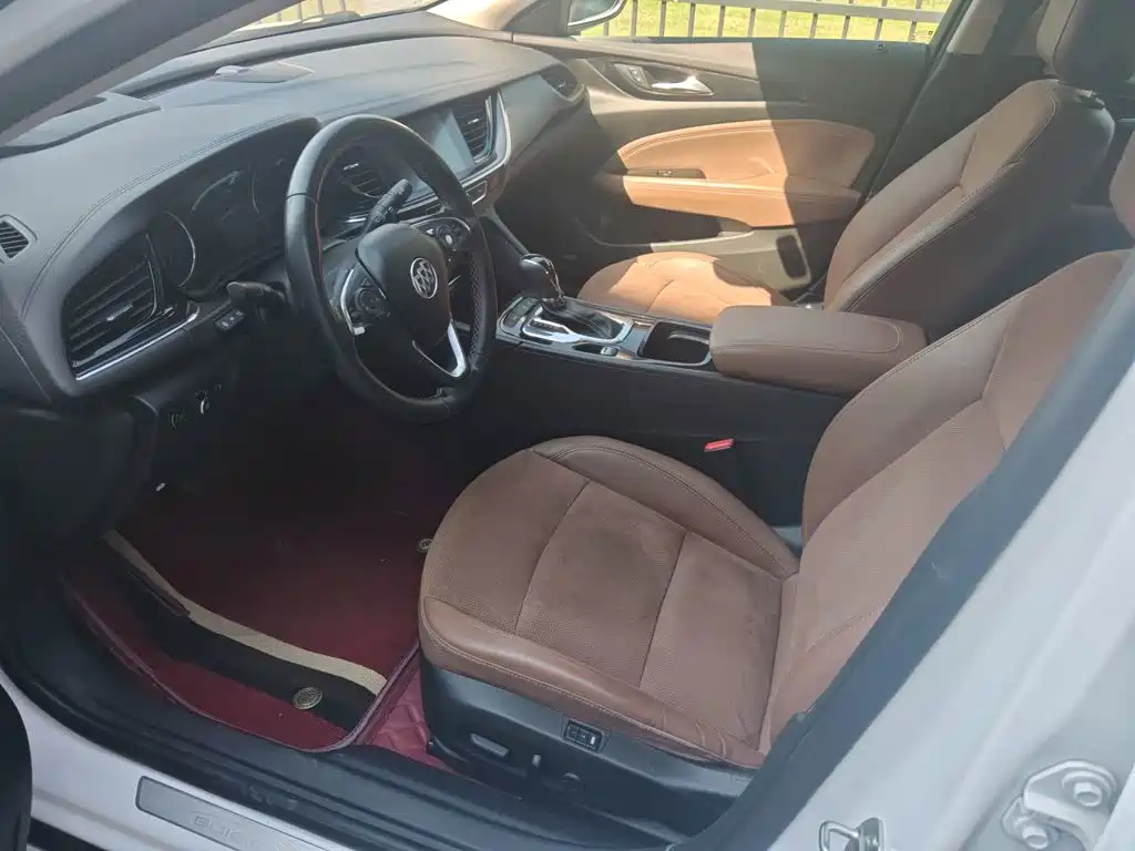 Buick Regal — фото 11