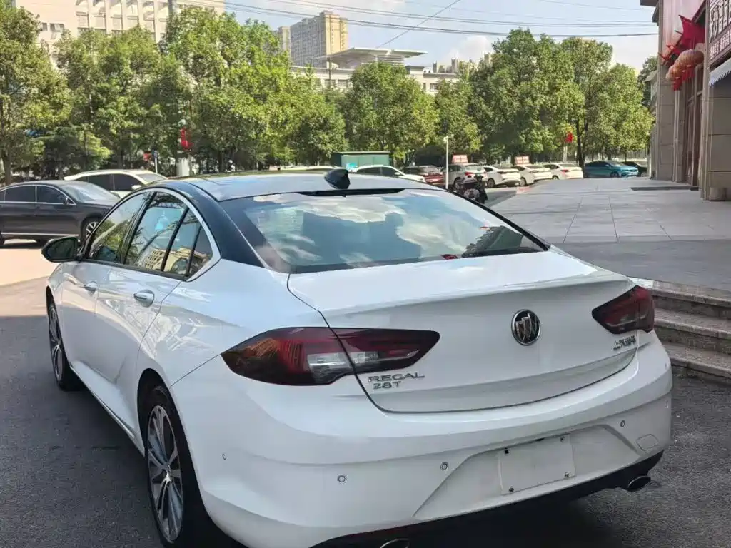 Buick Regal — фото 4