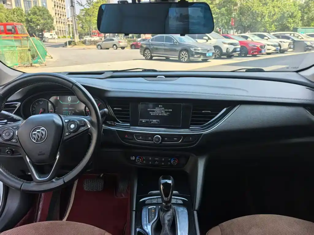 Buick Regal — фото 9