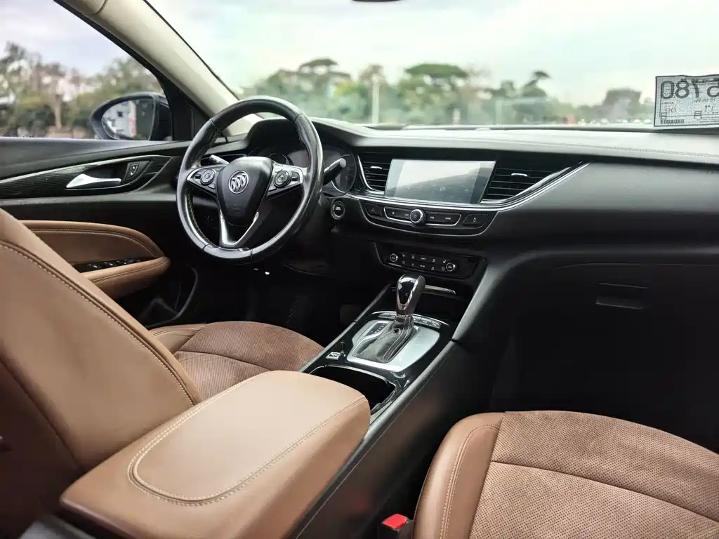 Buick Regal — фото 9