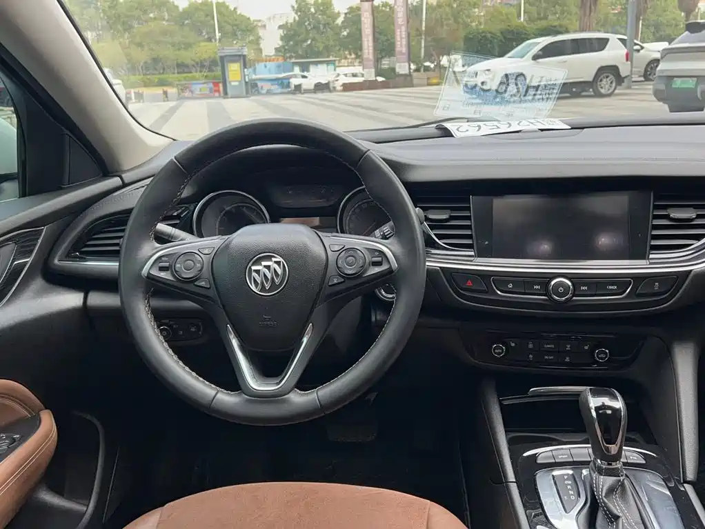 Buick Regal — фото 9