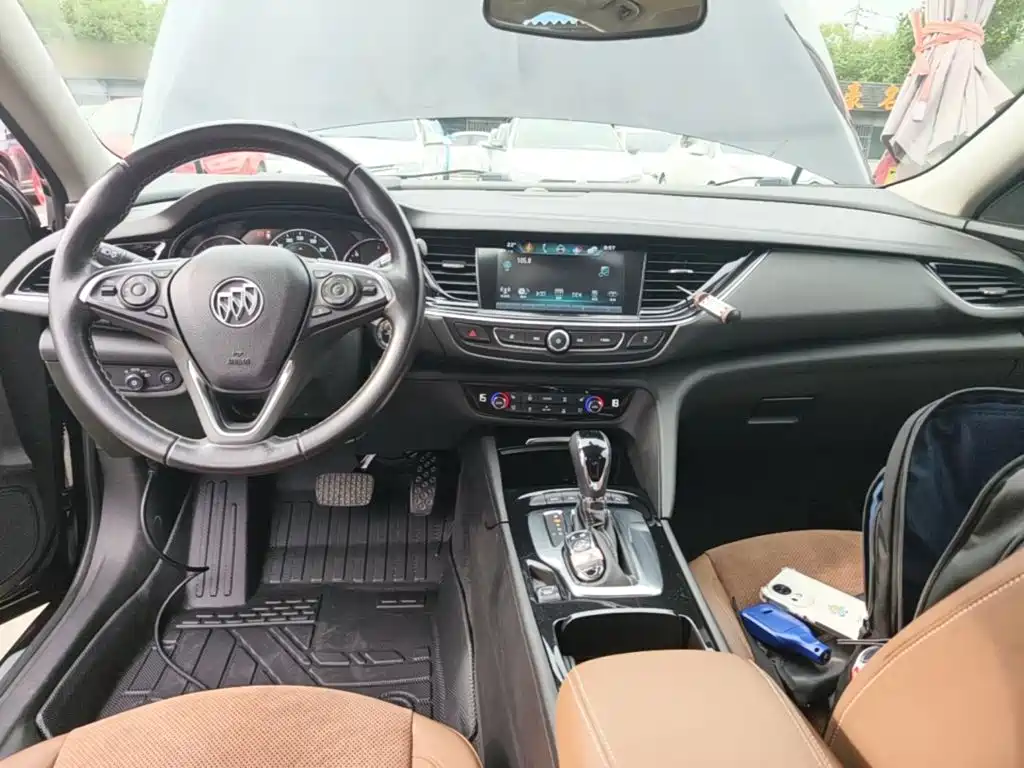 Buick Regal — фото 9