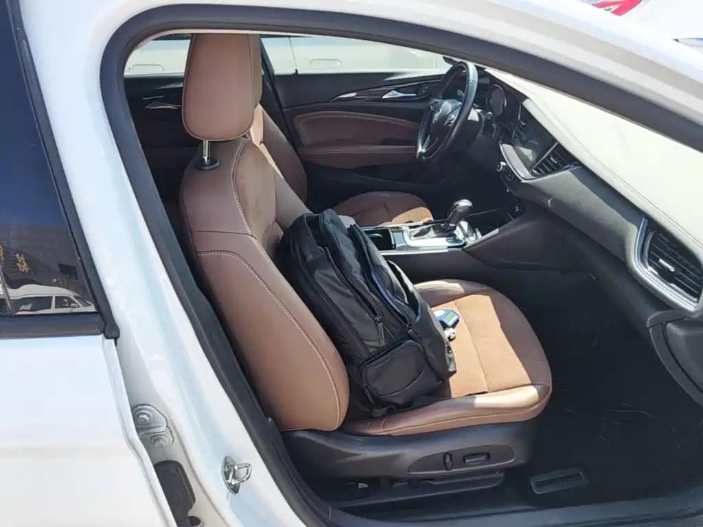Buick Regal — фото 24