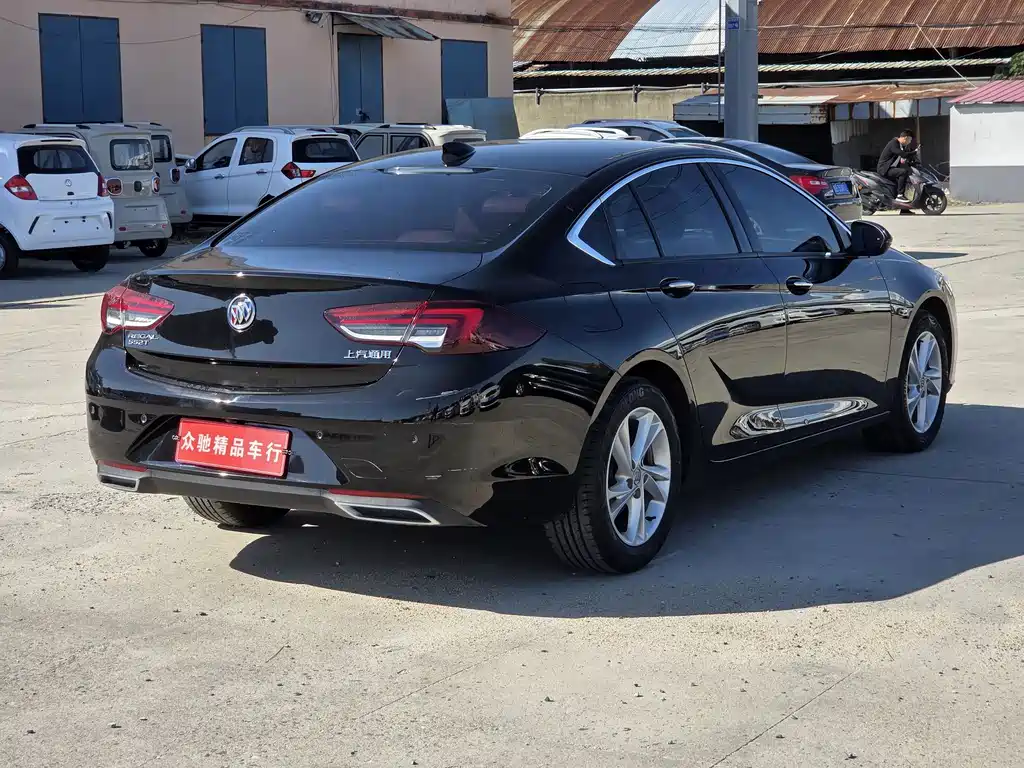 Buick Regal — фото 7