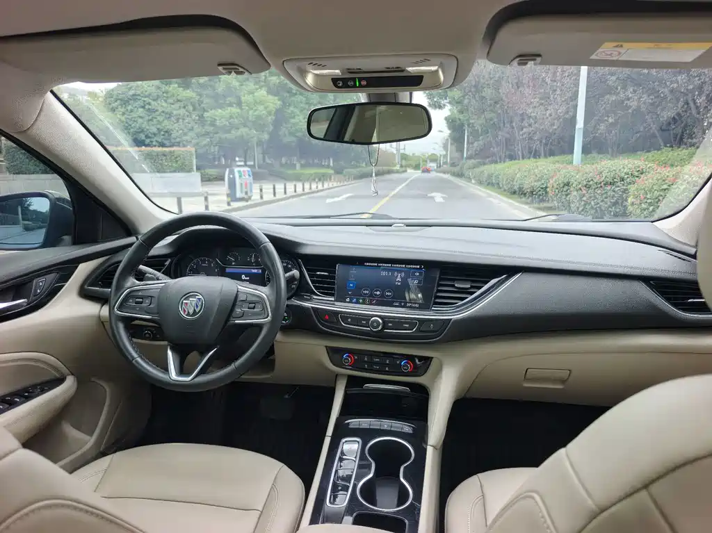 Buick Regal — фото 8