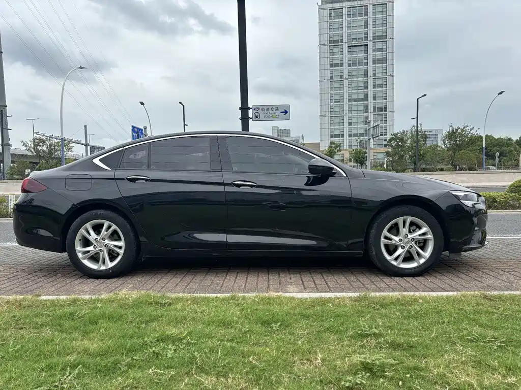 Buick Regal — фото 7