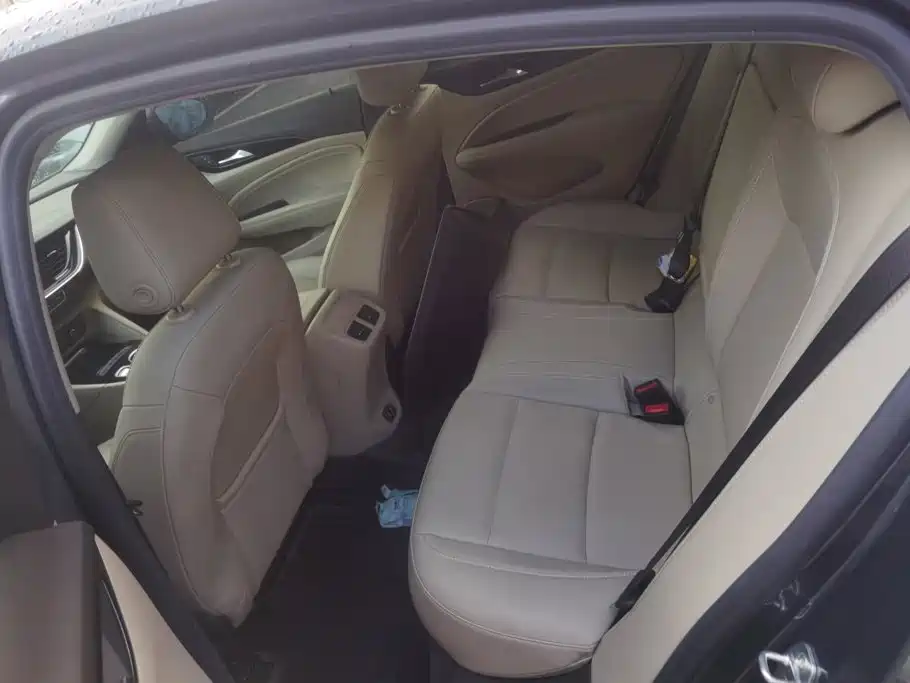 Buick Regal — фото 11