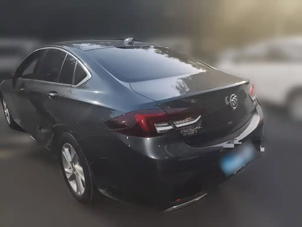 Buick Regal — фото 4