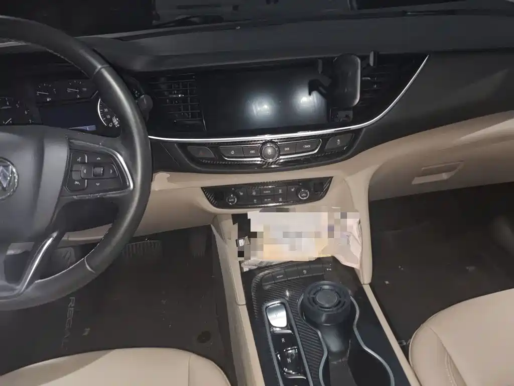 Buick Regal — фото 10