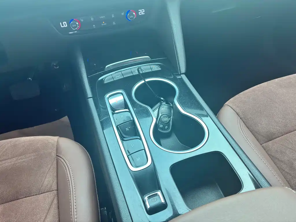 Buick Regal — фото 13