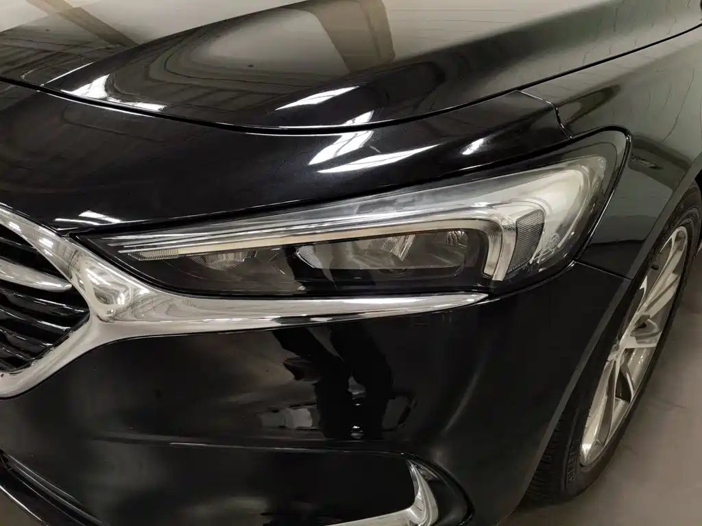 Buick LaCrosse — фото 7