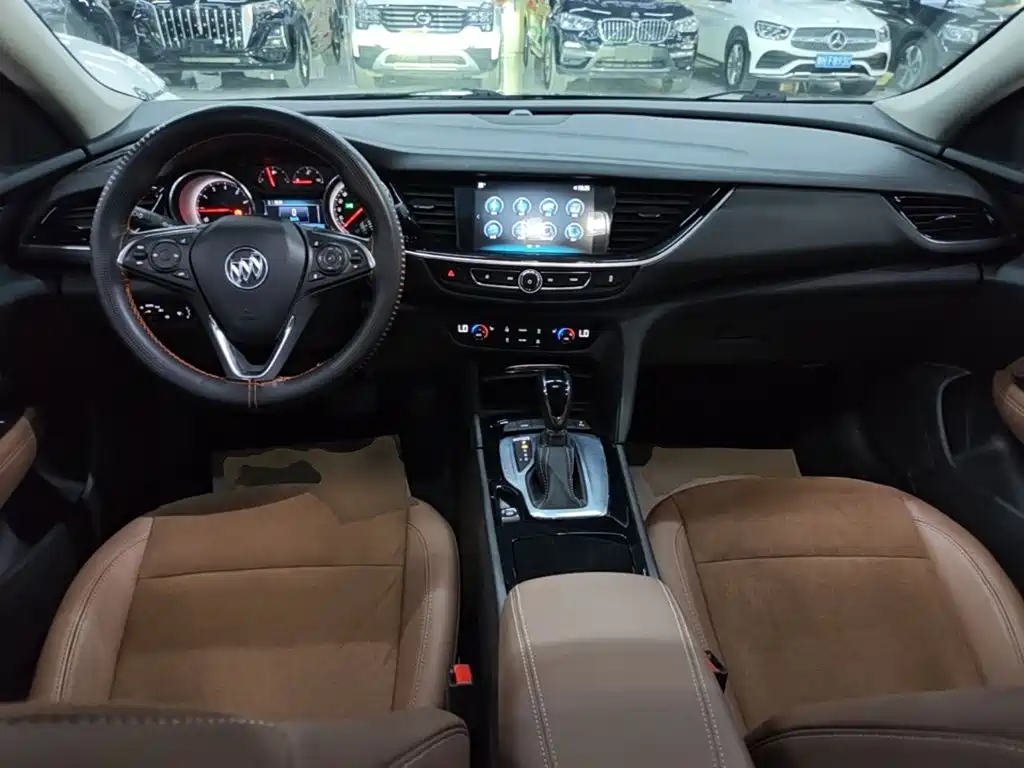 Buick Regal — фото 9