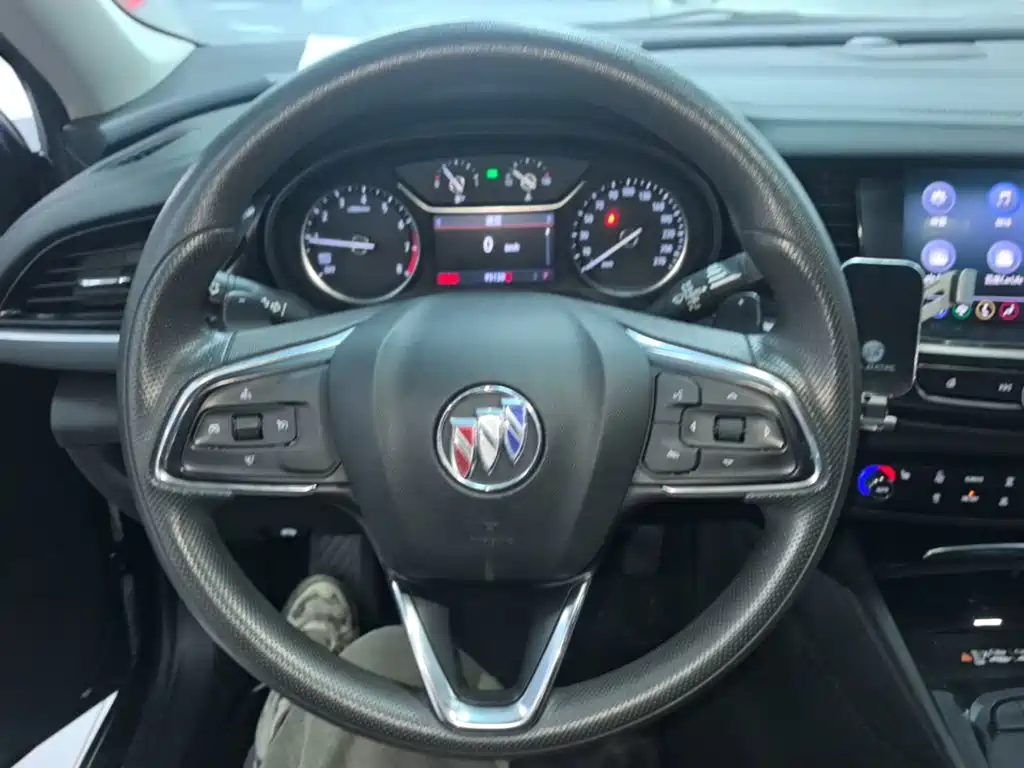 Buick Regal — фото 10