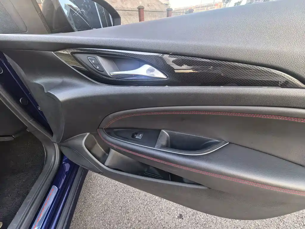 Buick Regal — фото 10
