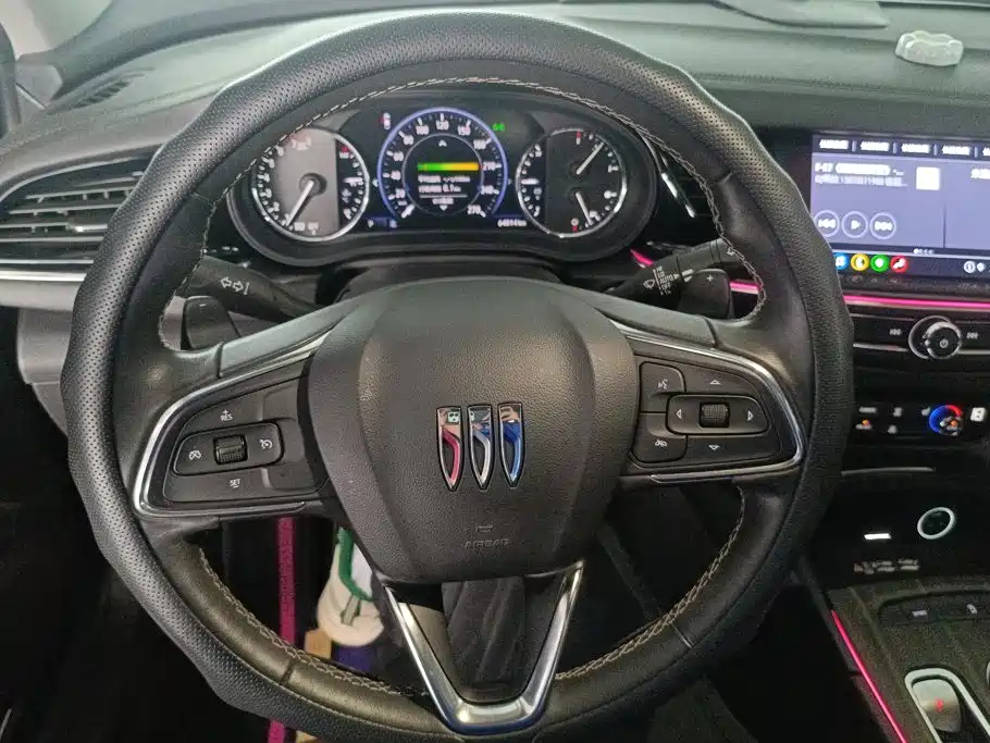 Buick Regal — фото 15