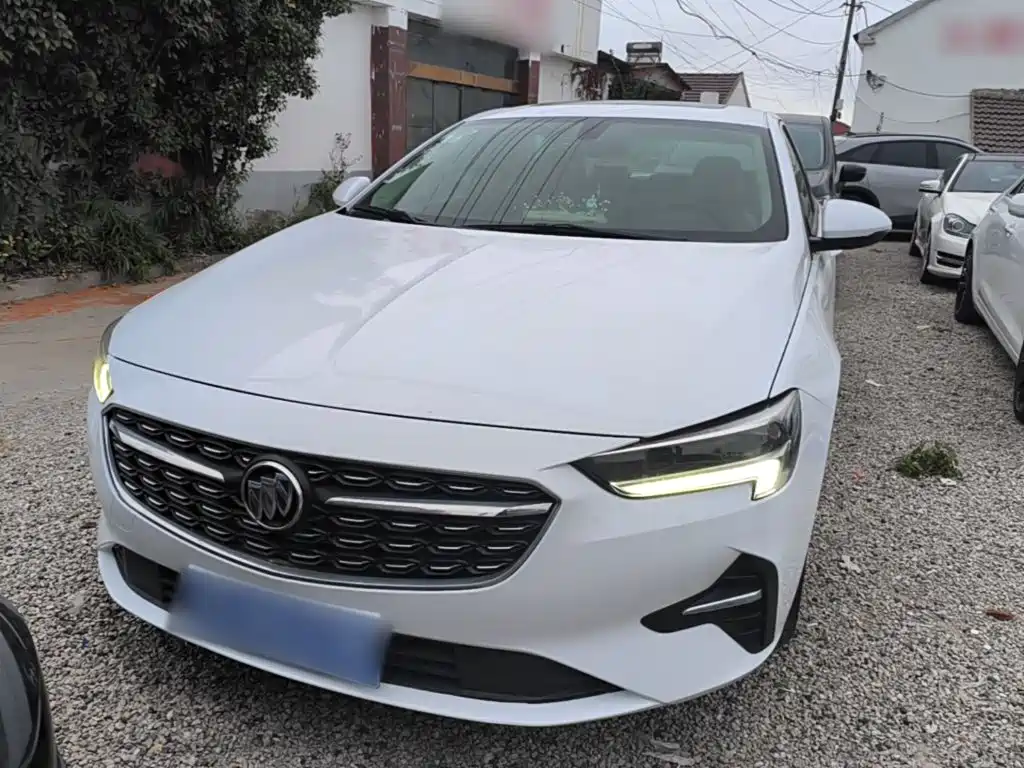 Buick Regal — фото 2