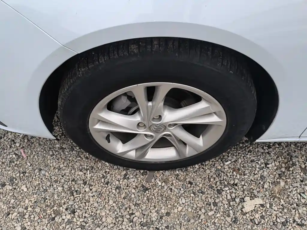 Buick Regal — фото 22