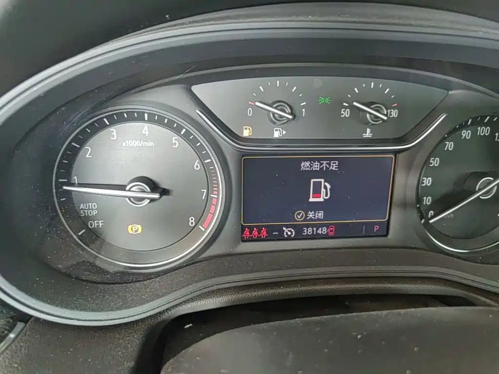 Buick Regal — фото 11