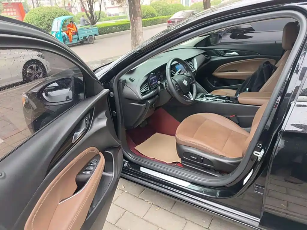 Buick Regal — фото 15