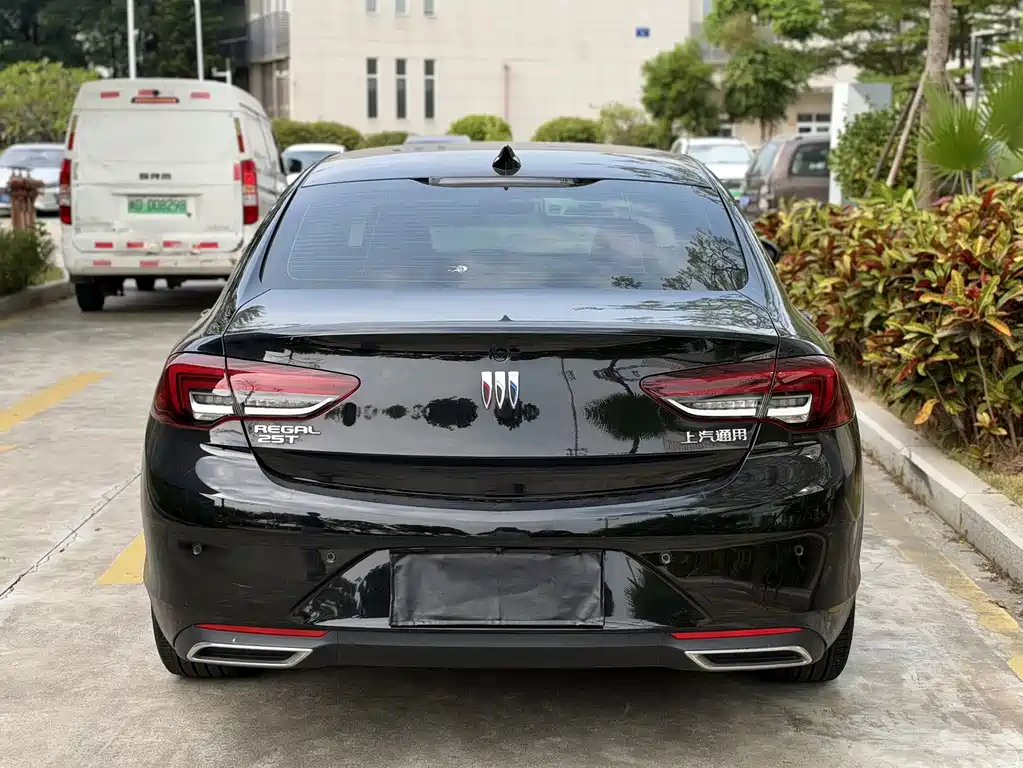 Buick Regal — фото 4