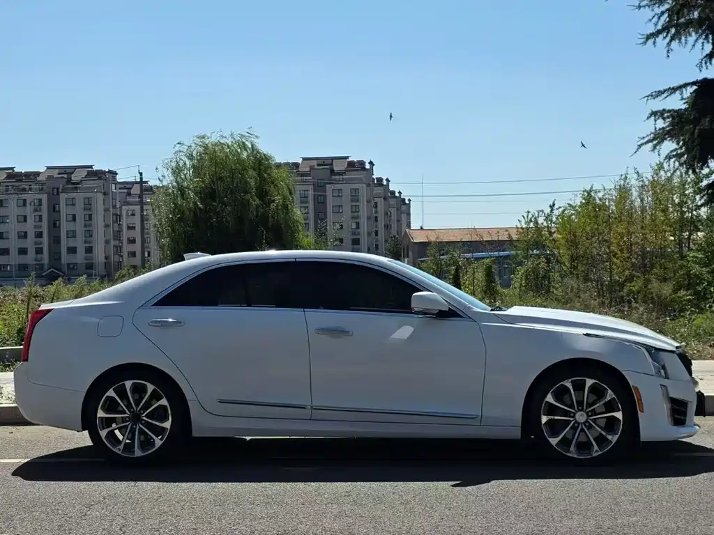 Cadillac ATS-L — фото 8