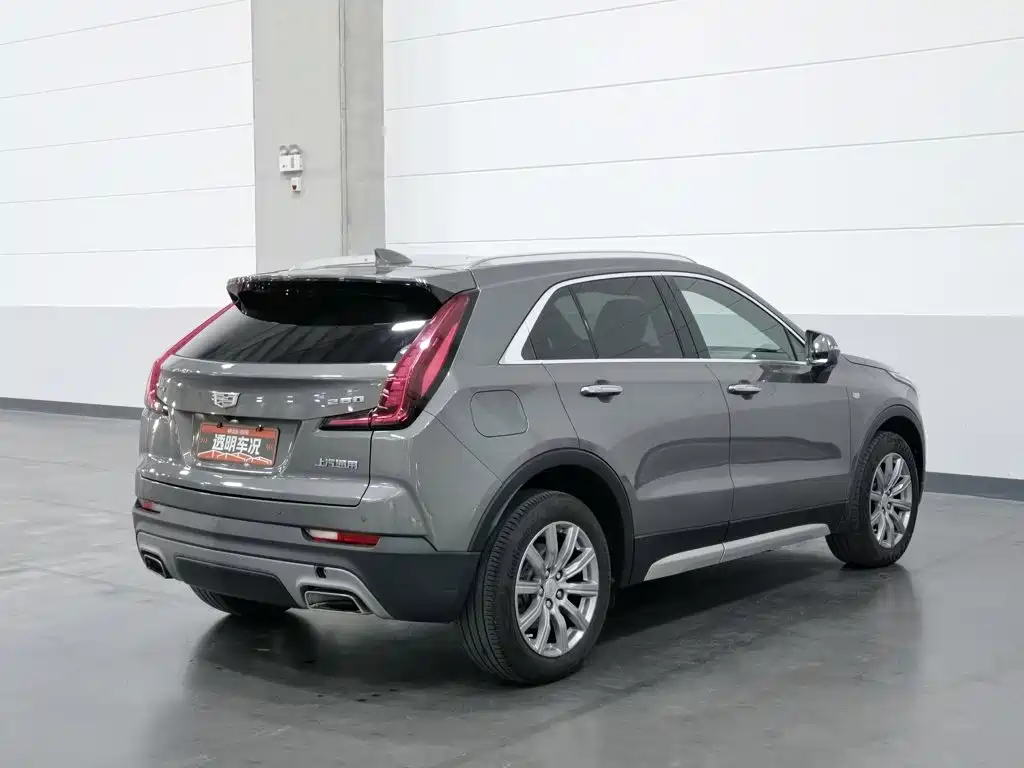 Cadillac XT4 — фото 2