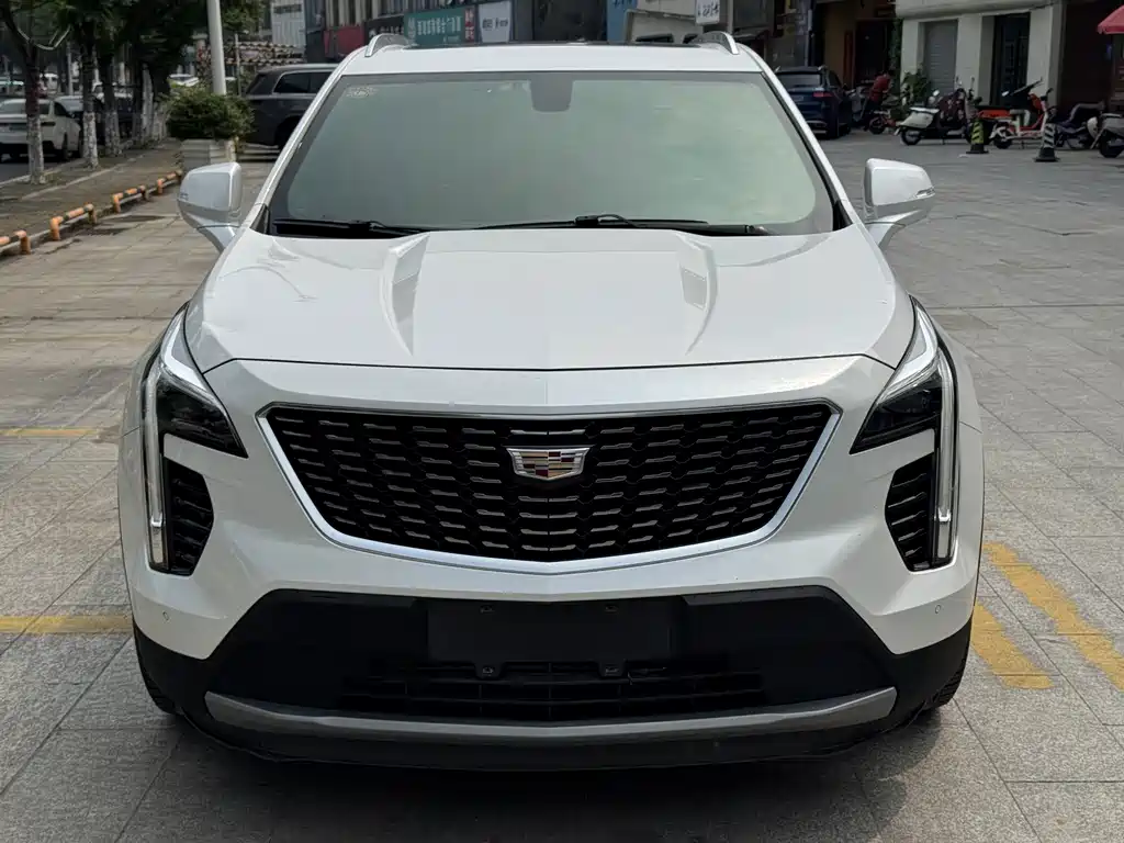 Cadillac XT4 — фото 2